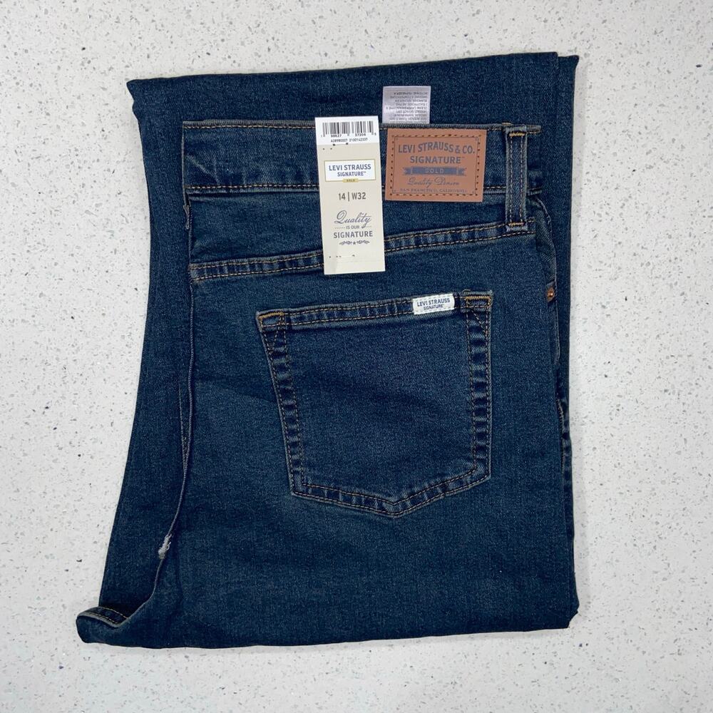Levi Strauss Signature Gold Women's 14/32W Heritage High-Rise Straight Jeans
